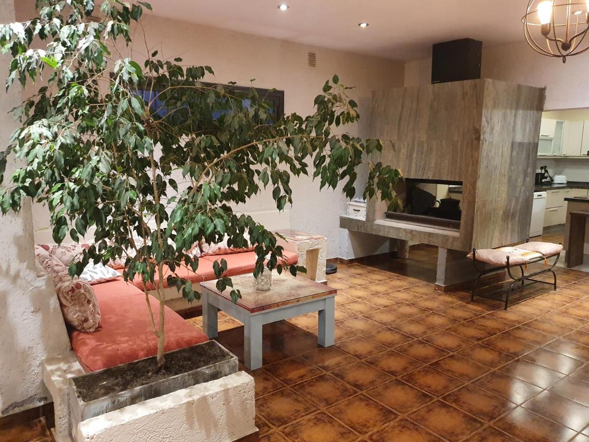 Casa Al Pie De Los Andes ルハン・デ・コージョ エクステリア 写真
